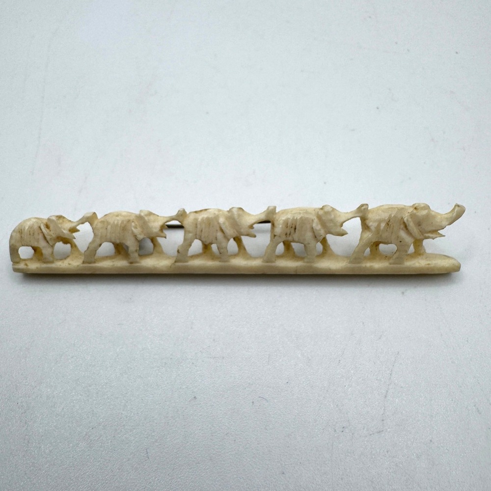 Vintage Hand Carved Elephant Parade Bar Brooch Cream Animal Pin